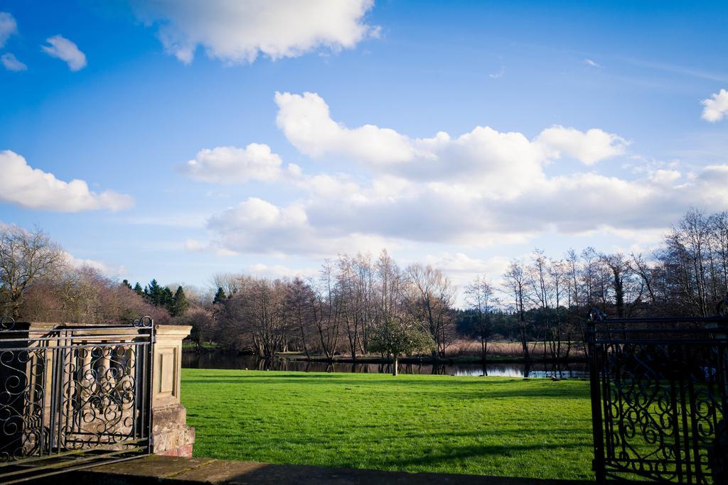 Lynford Hall Hotel Mundford Eksteriør bilde